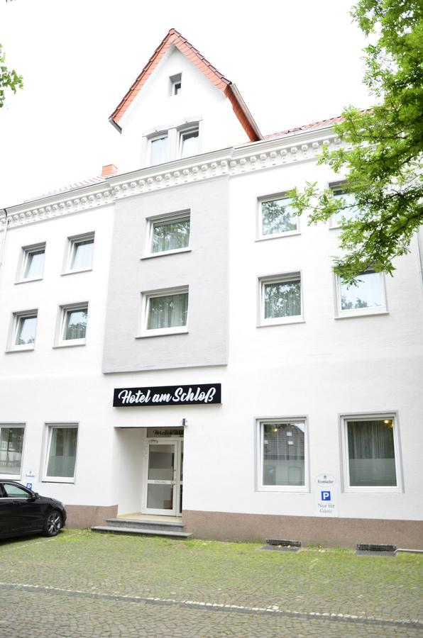 Hotel Am Schloss 파더본 외부 사진